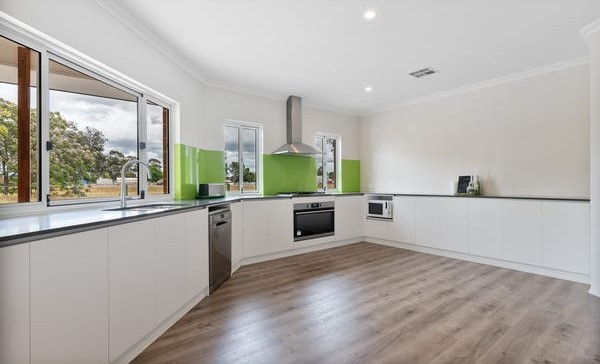 751 Gnangara Road