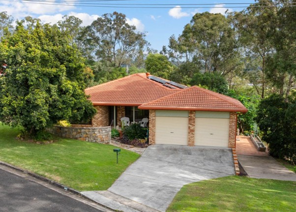 13 McPhee St
