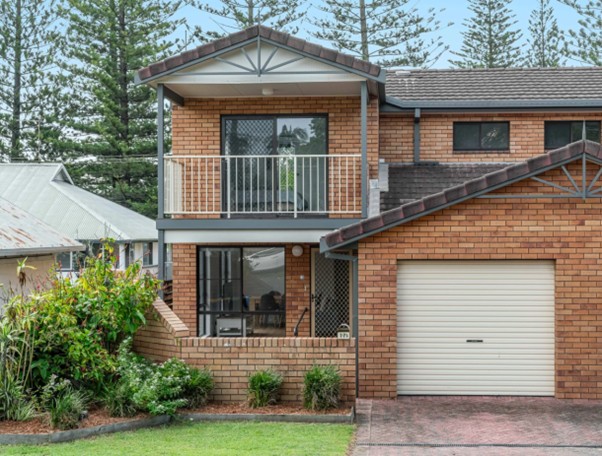 3/7A Wooli St